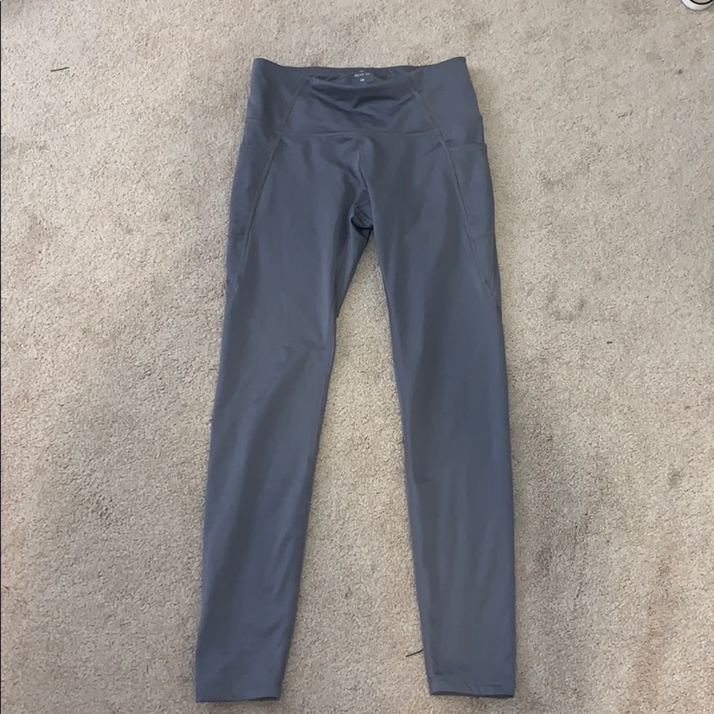 Grey leggings
